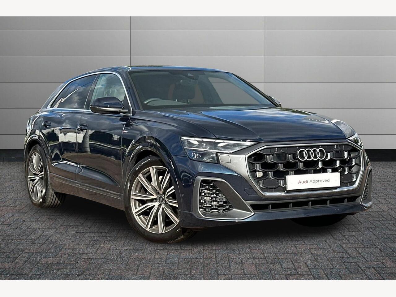 Main listing image - Audi Q8