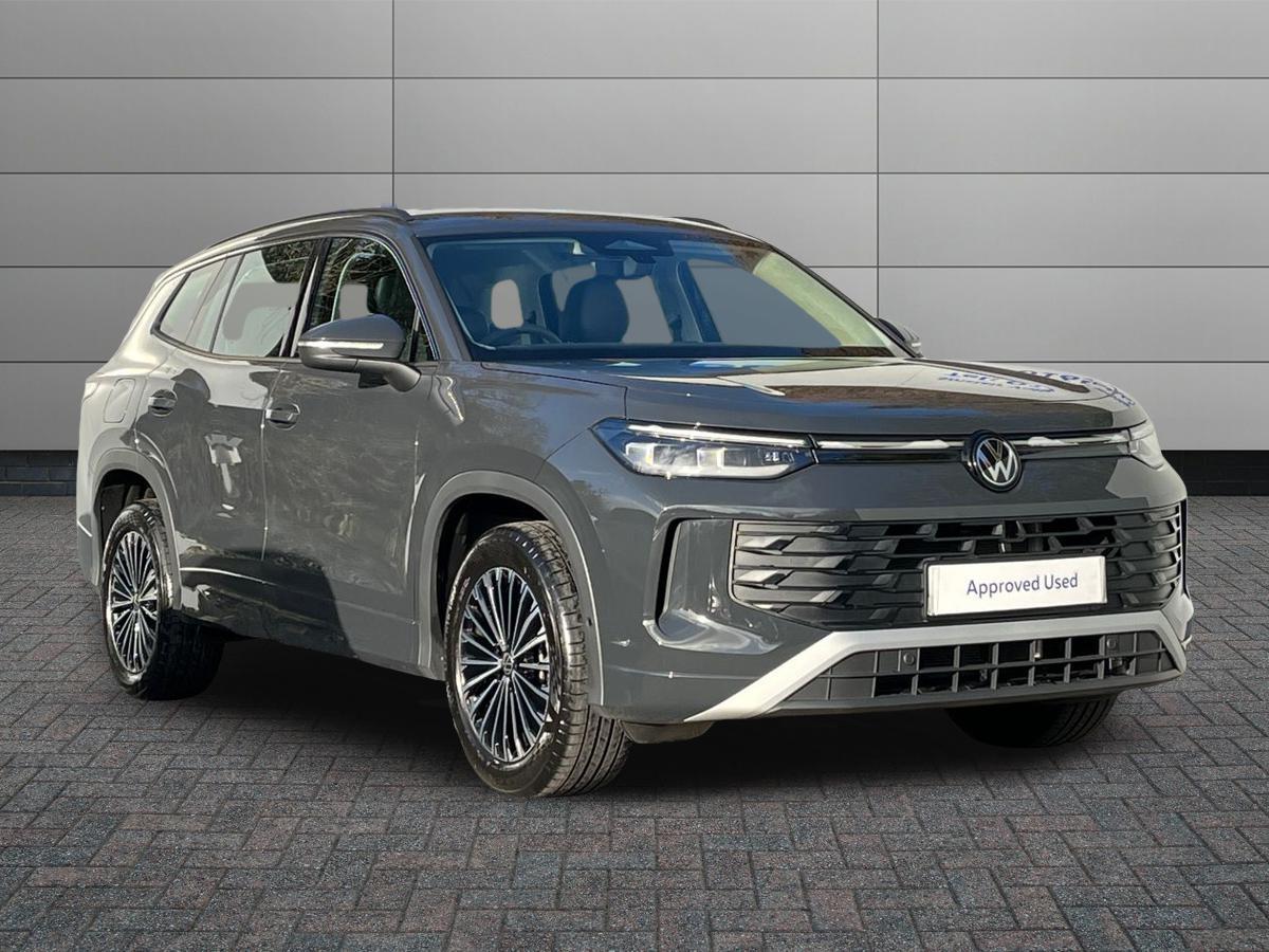 Main listing image - Volkswagen Tayron