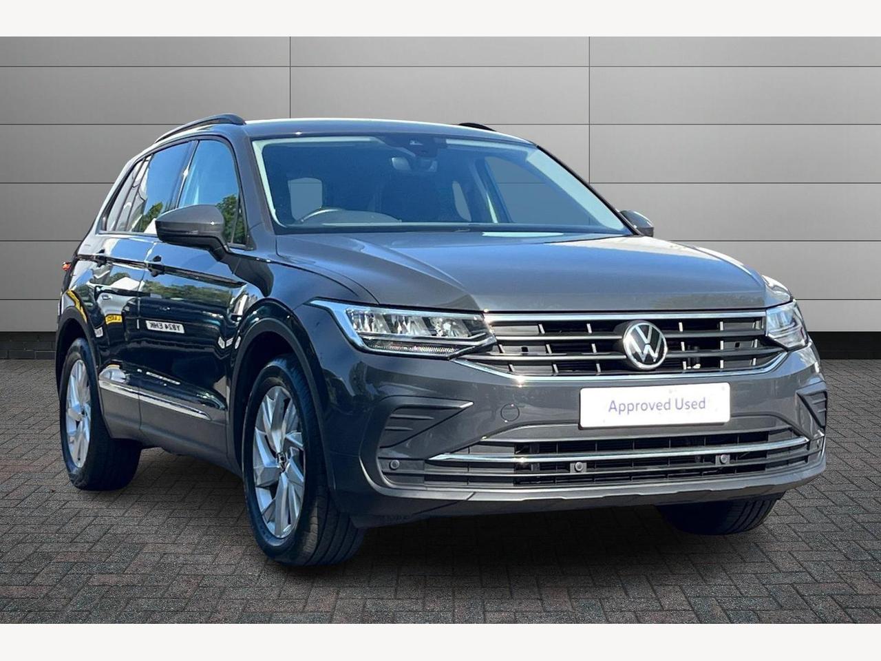 Main listing image - Volkswagen Tiguan