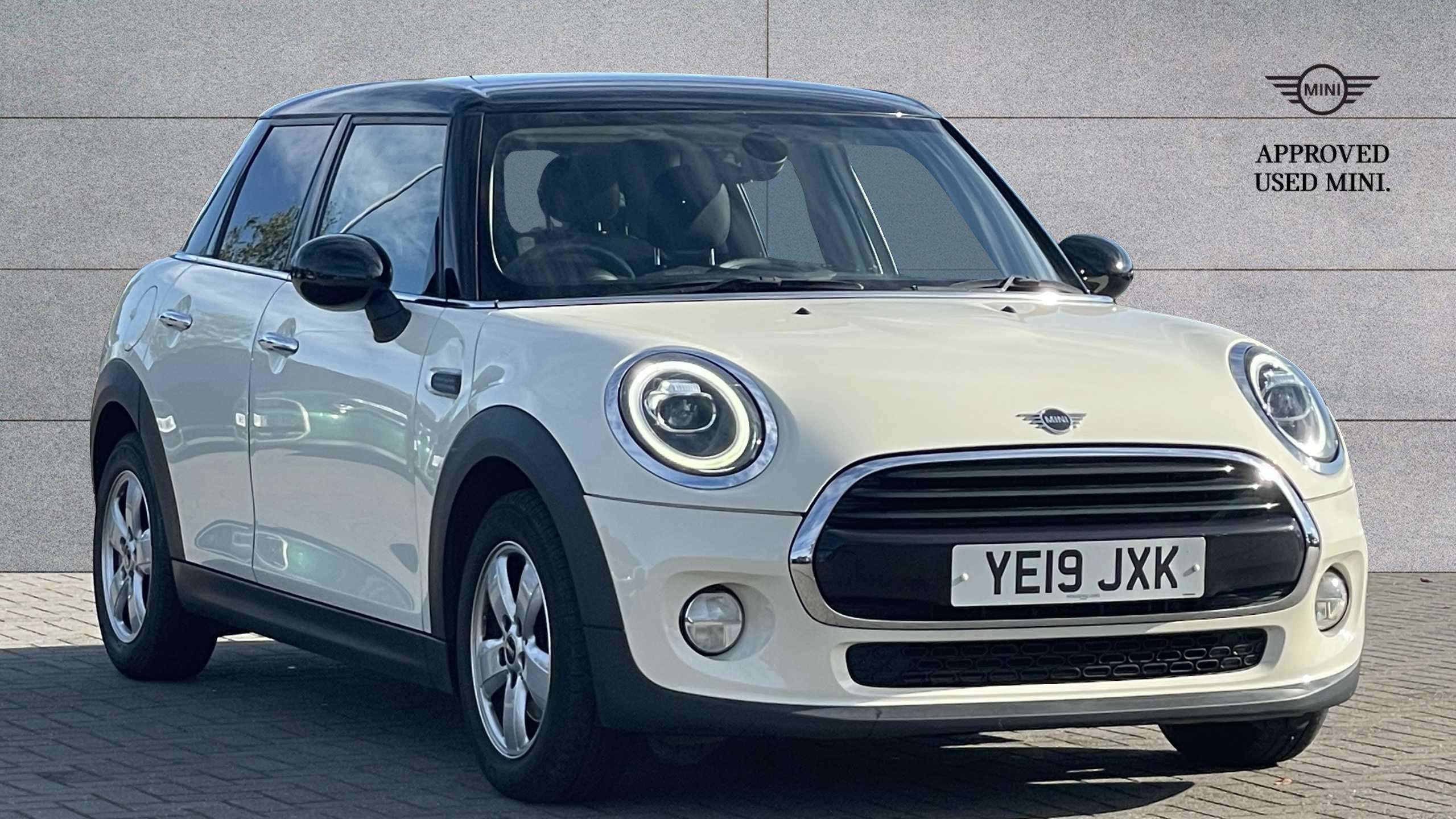 Main listing image - MINI Hatchback 5dr