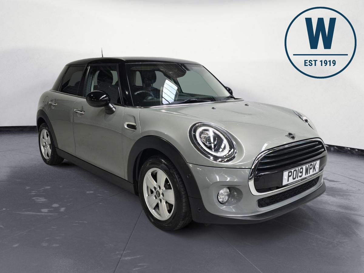 Main listing image - MINI Hatchback 5dr