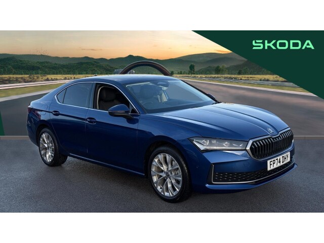 Main listing image - Skoda Superb