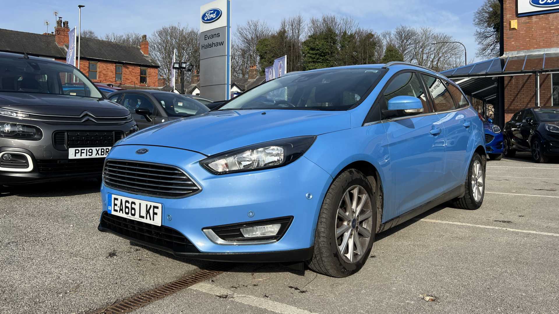 Main listing image - Ford Focus Estate