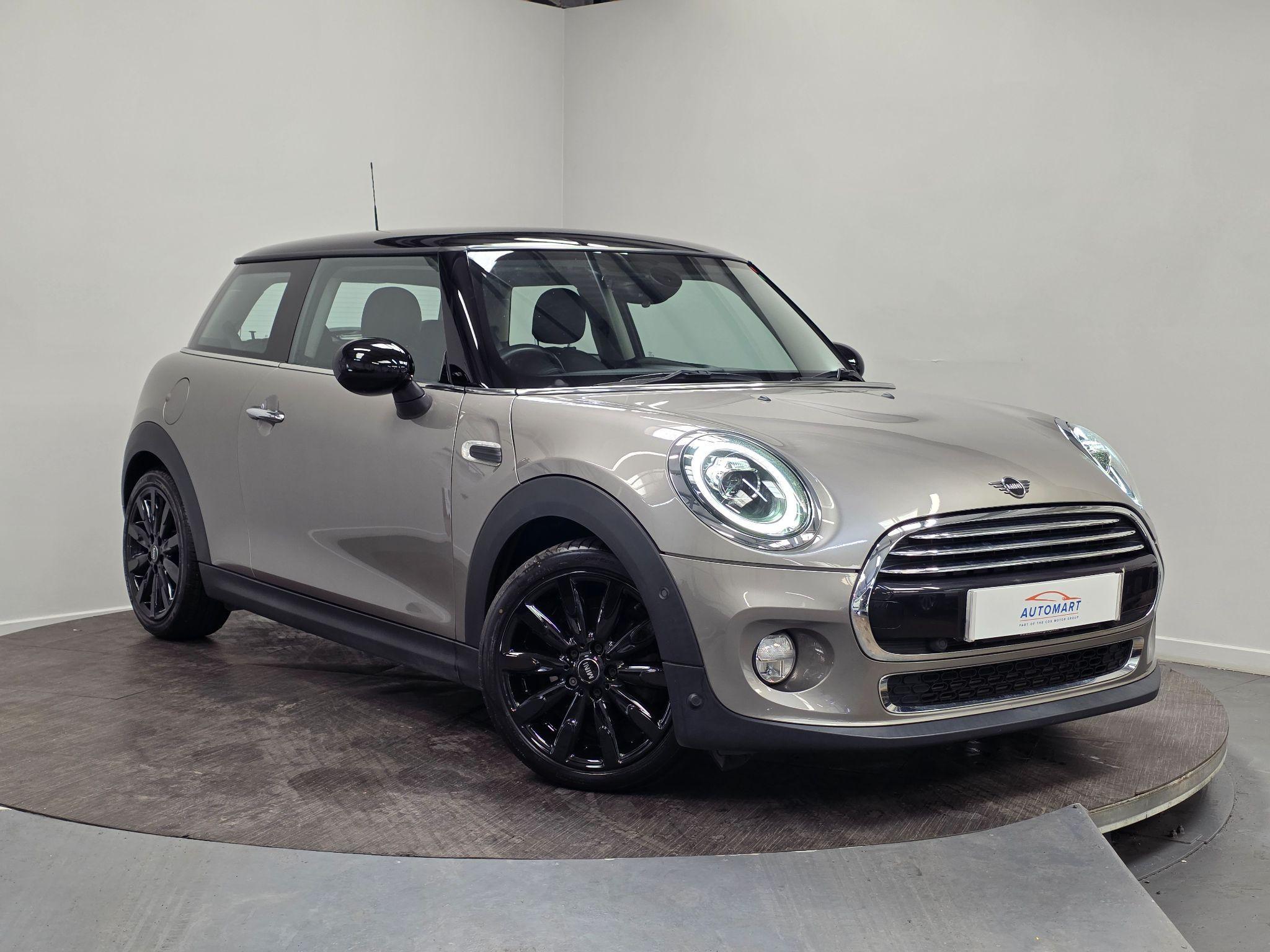 Main listing image - MINI Hatchback