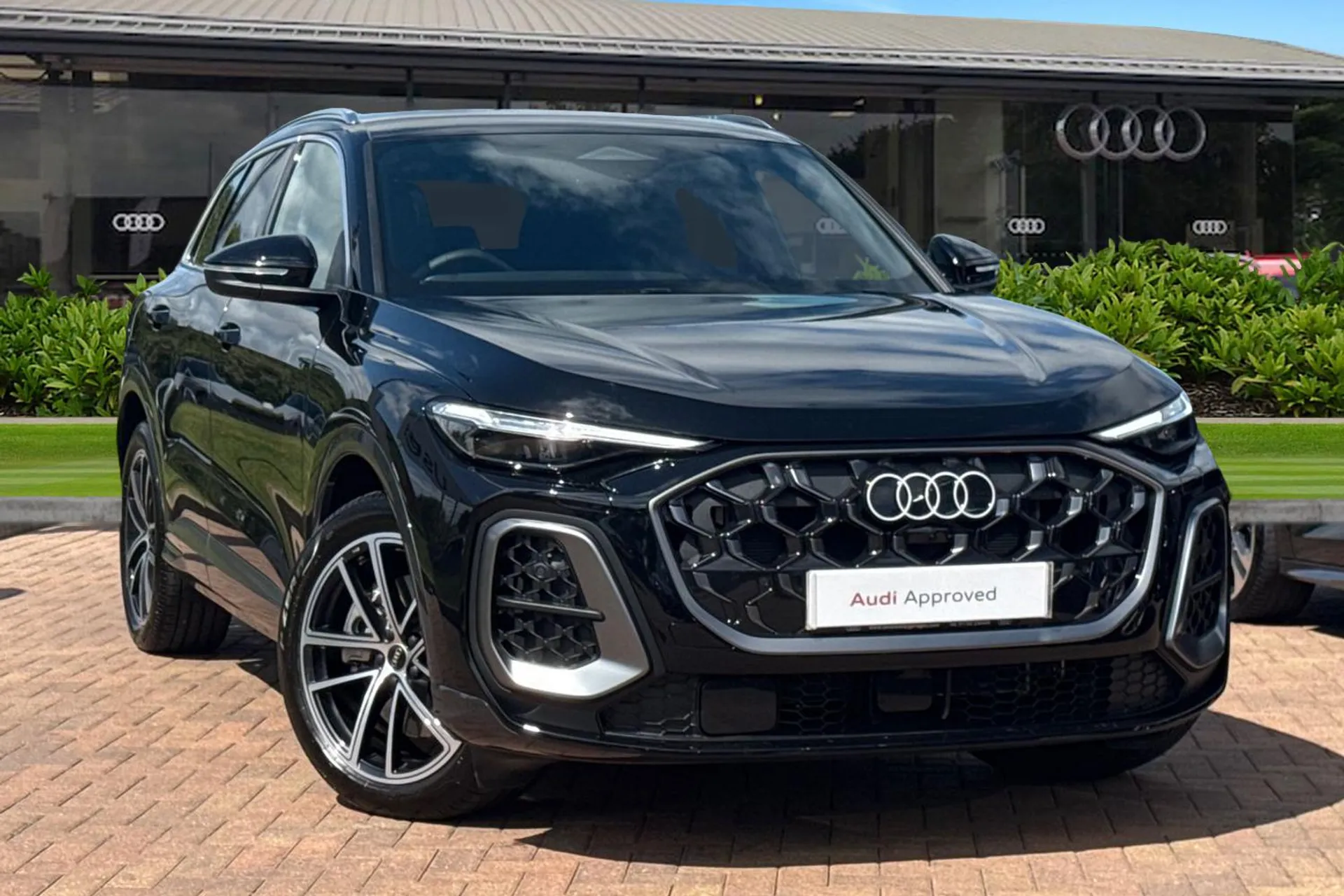 Main listing image - Audi Q5