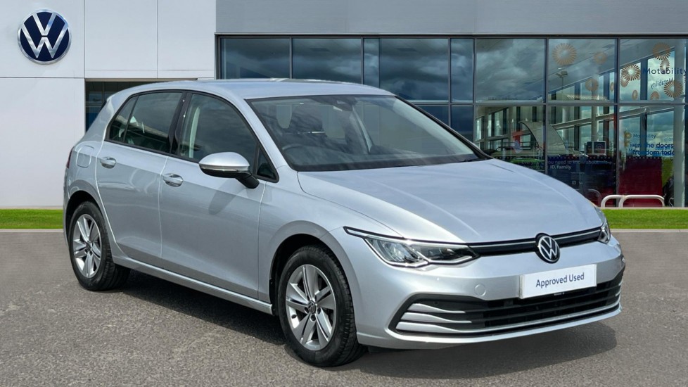 Main listing image - Volkswagen Golf