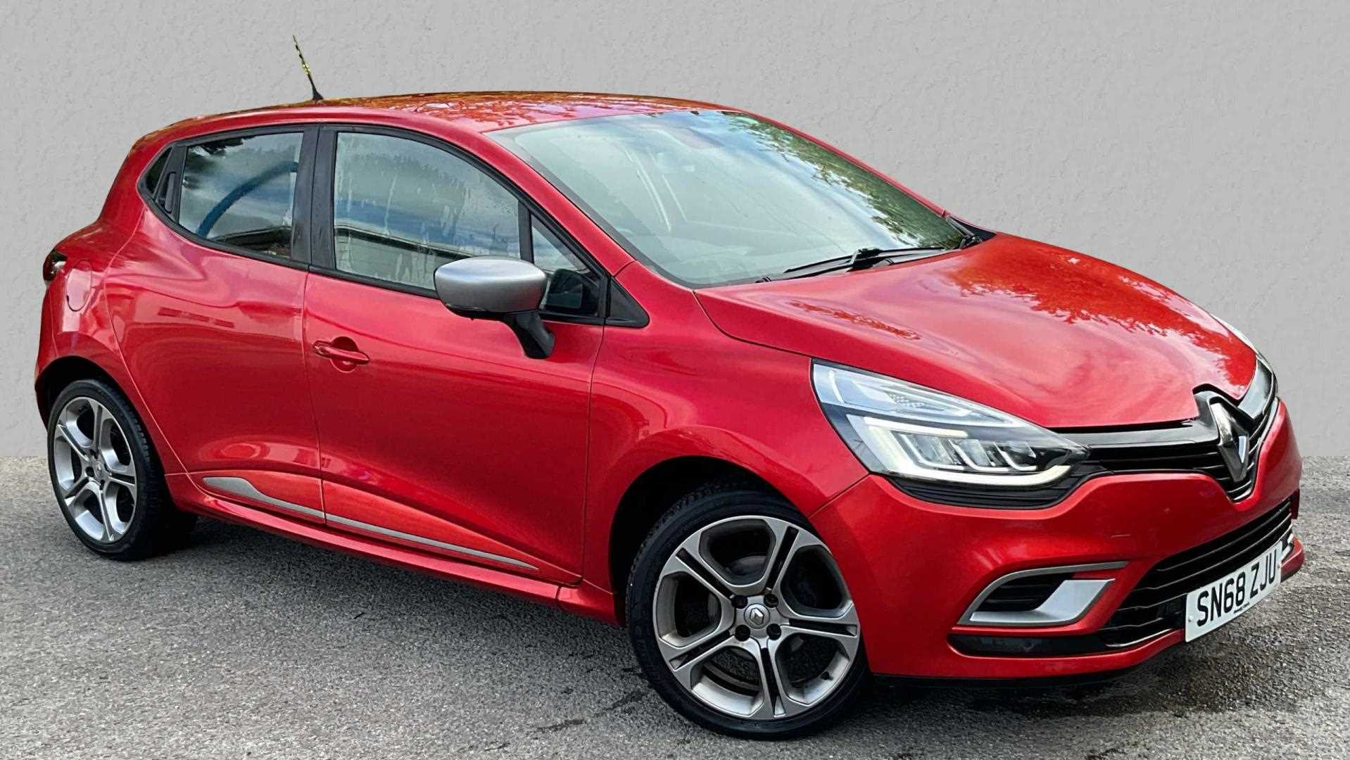 Main listing image - Renault Clio