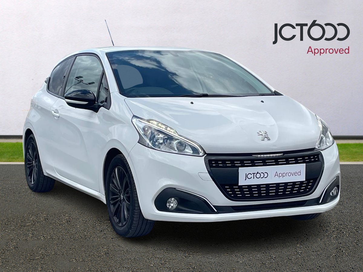 Main listing image - Peugeot 208