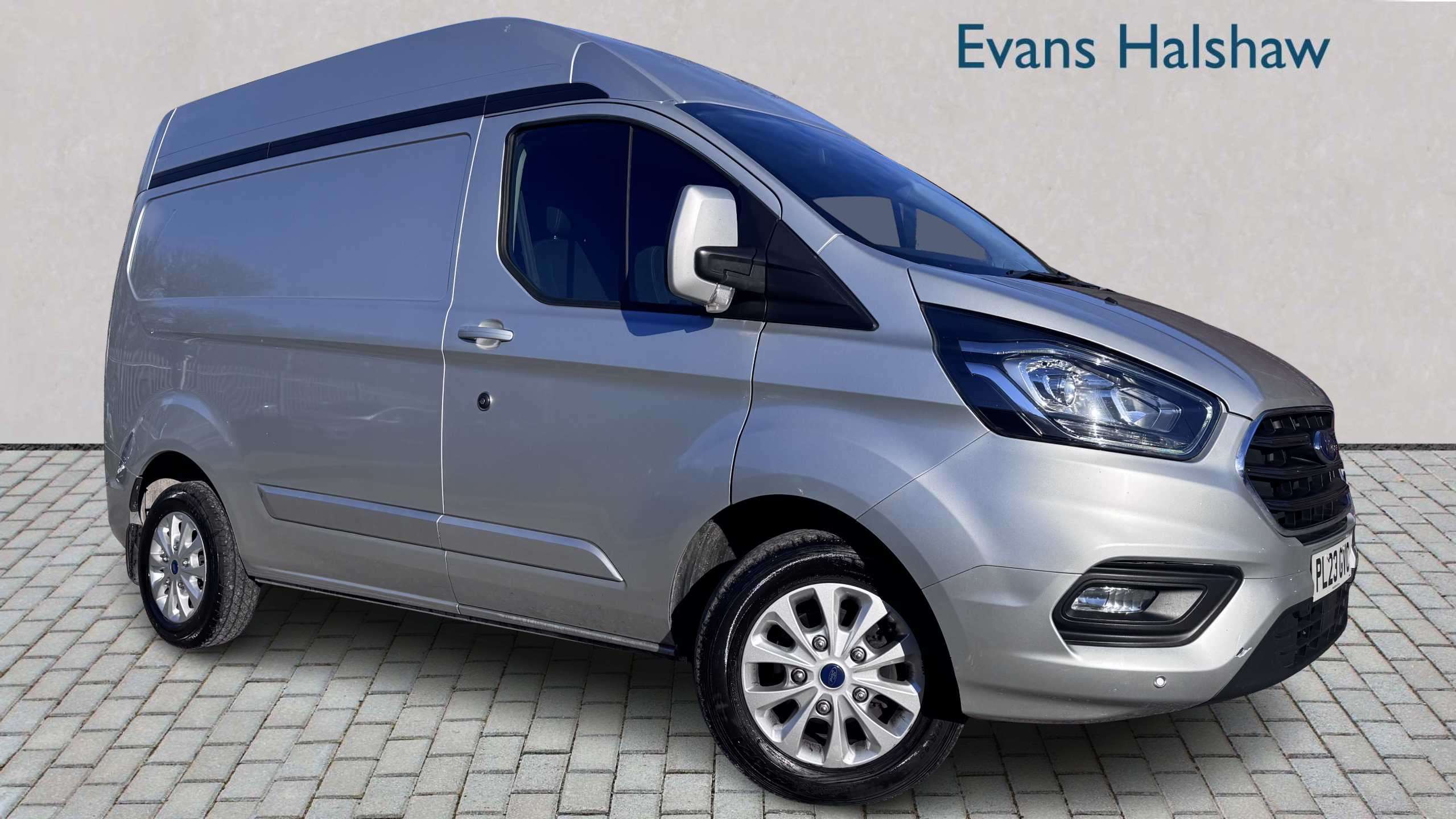 Main listing image - Ford Transit Custom