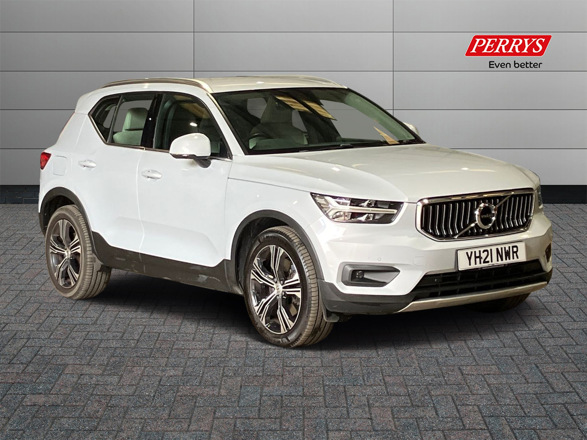 Main listing image - Volvo XC40 Recharge