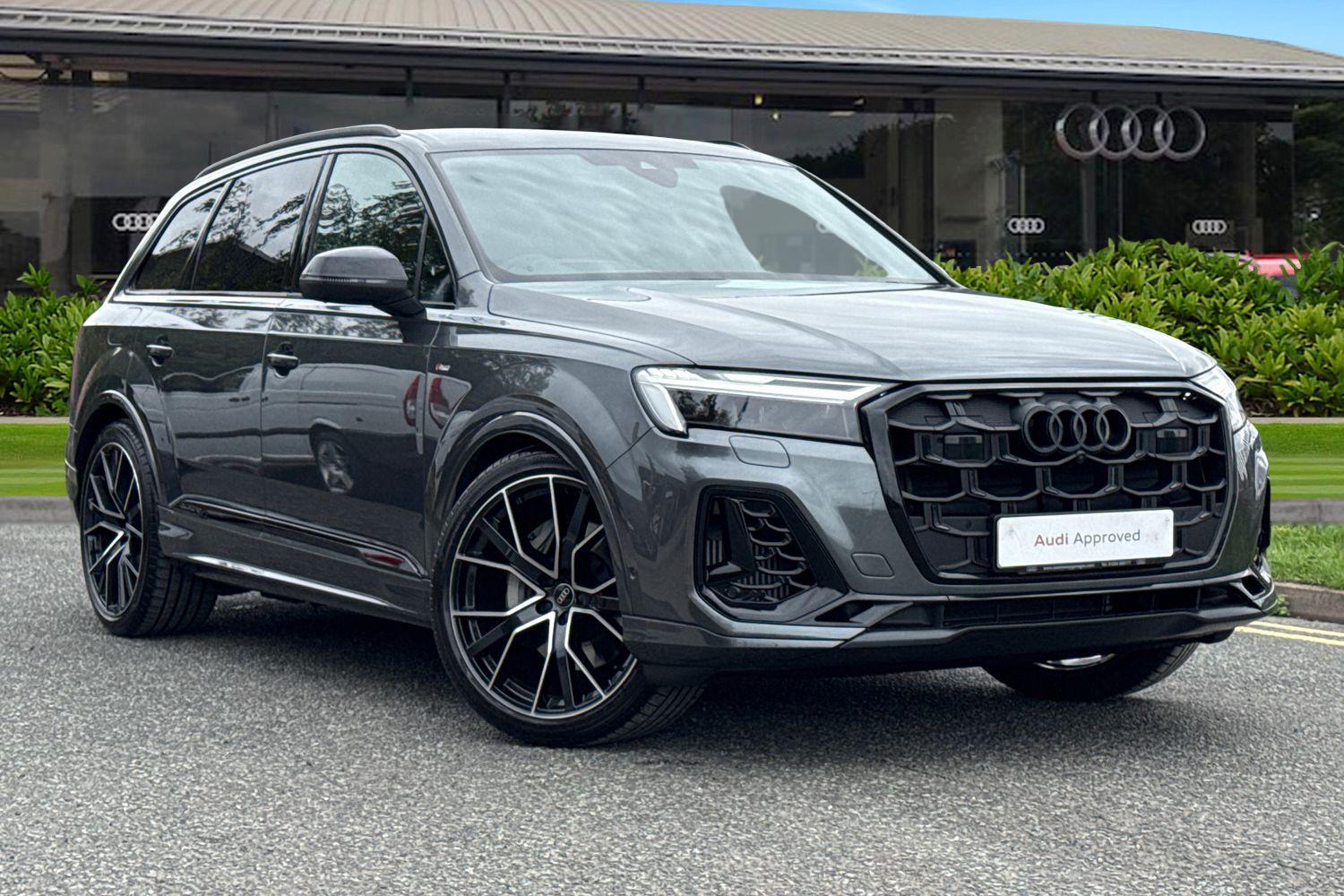 Main listing image - Audi Q7