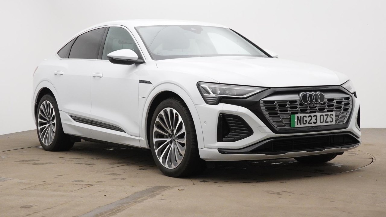 Main listing image - Audi Q8 e-tron
