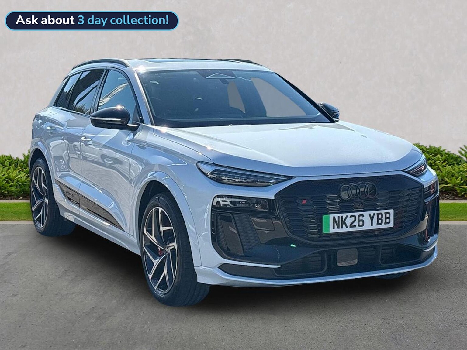 Main listing image - Audi Q6
