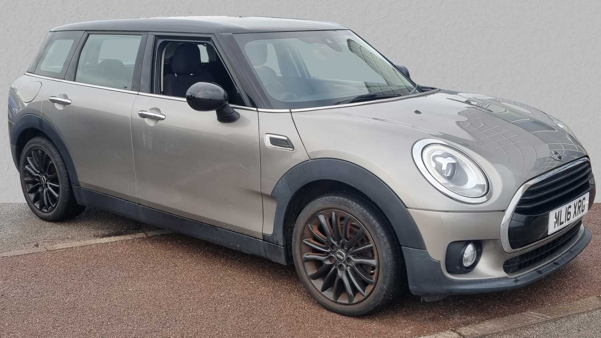 Main listing image - MINI Clubman