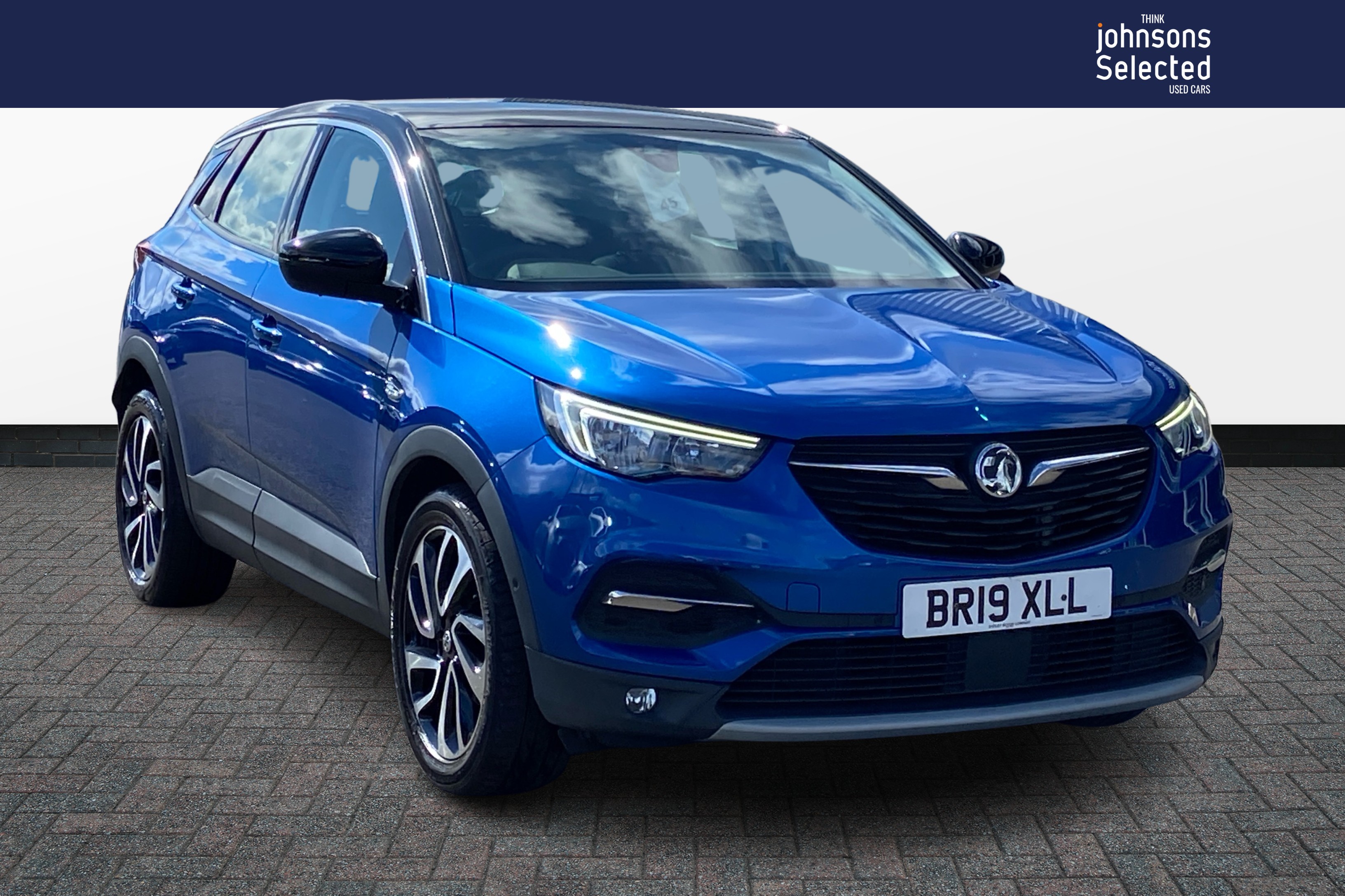 Main listing image - Vauxhall Grandland X
