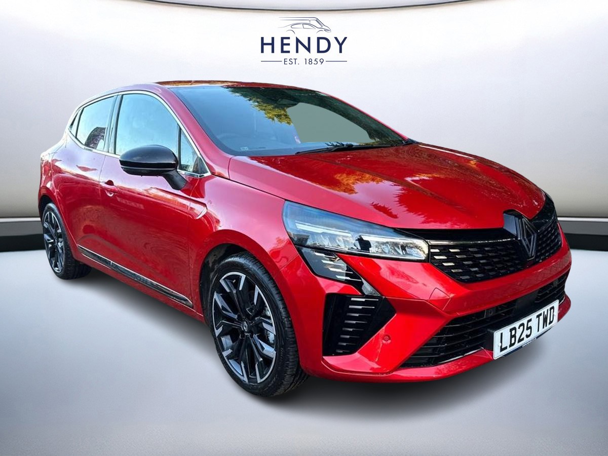 Main listing image - Renault Clio