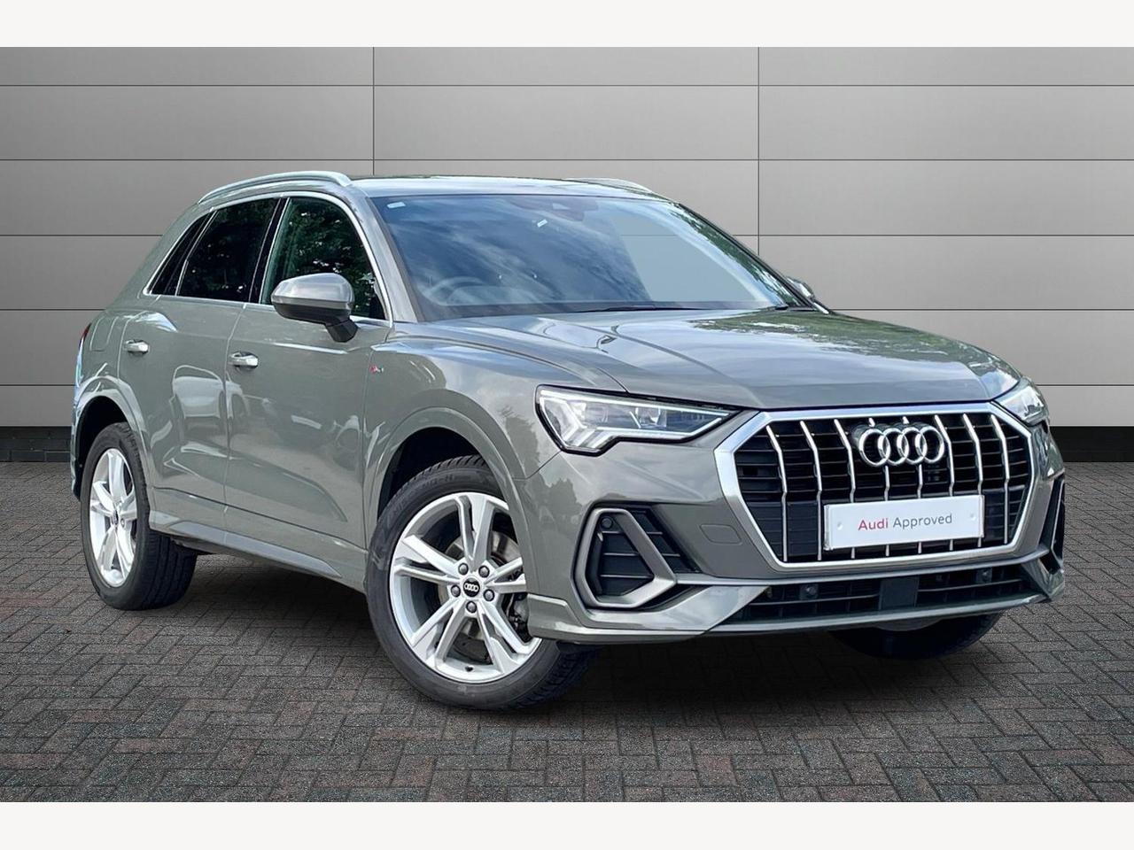 Main listing image - Audi Q3