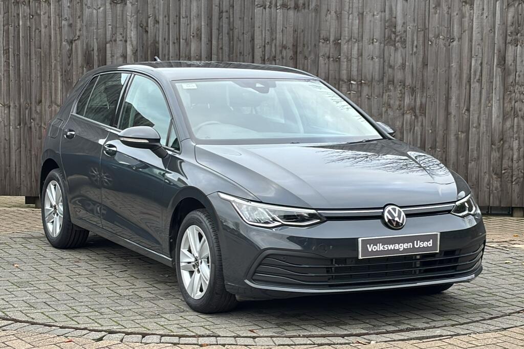 Main listing image - Volkswagen Golf