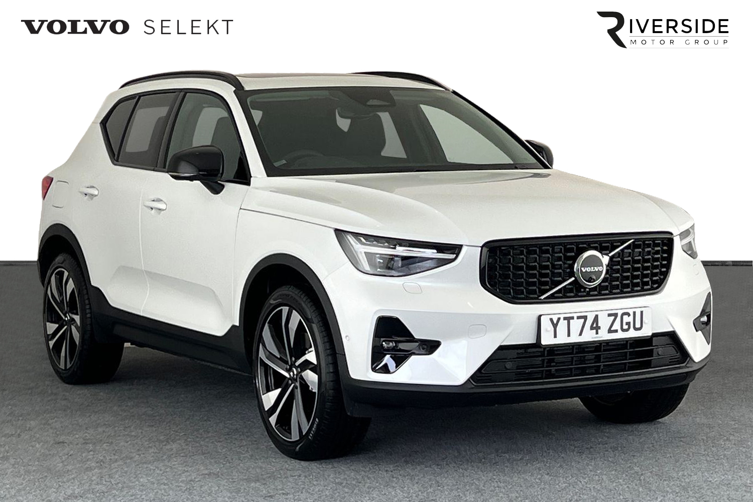 Main listing image - Volvo XC40