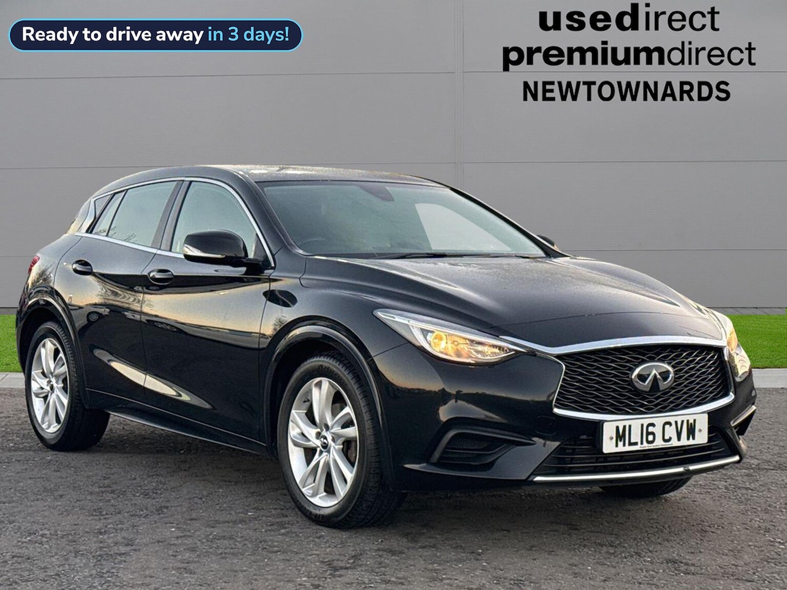 Main listing image - Infiniti Q30