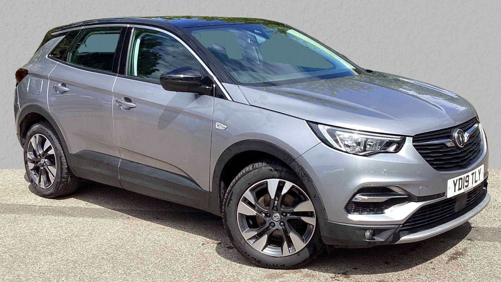 Main listing image - Vauxhall Grandland X