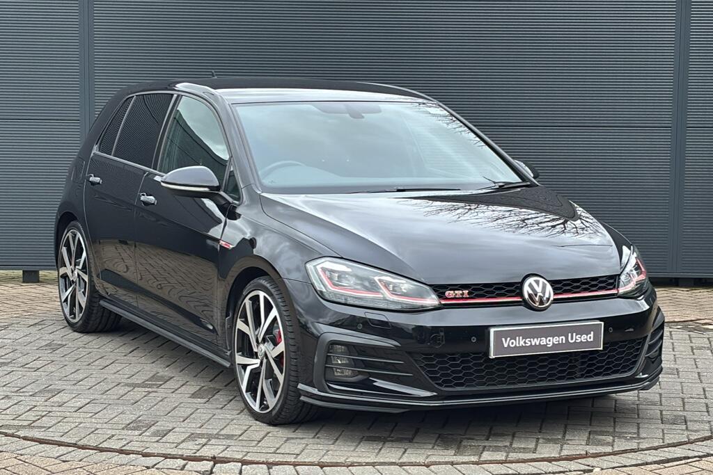 Main listing image - Volkswagen Golf GTI