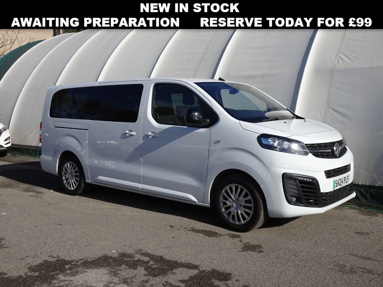 Main listing image - Vauxhall Vivaro Life-e