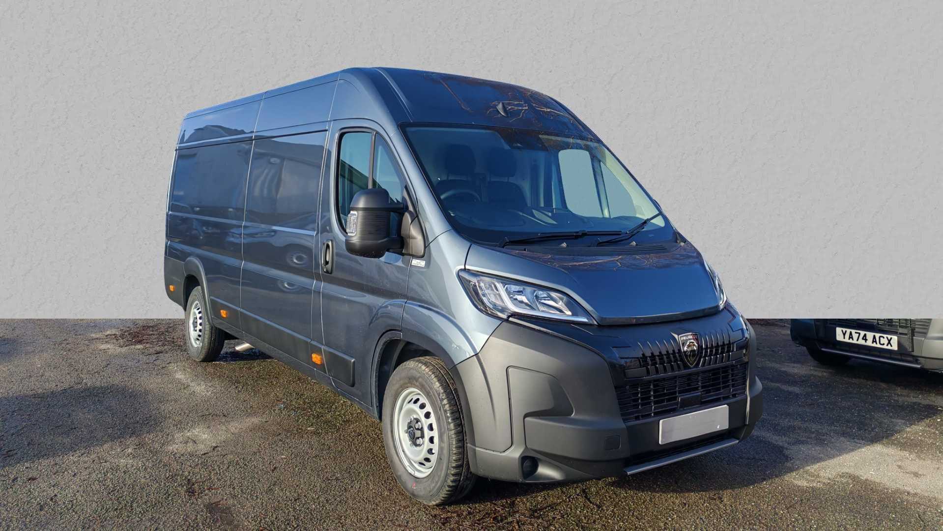 Main listing image - Peugeot Boxer