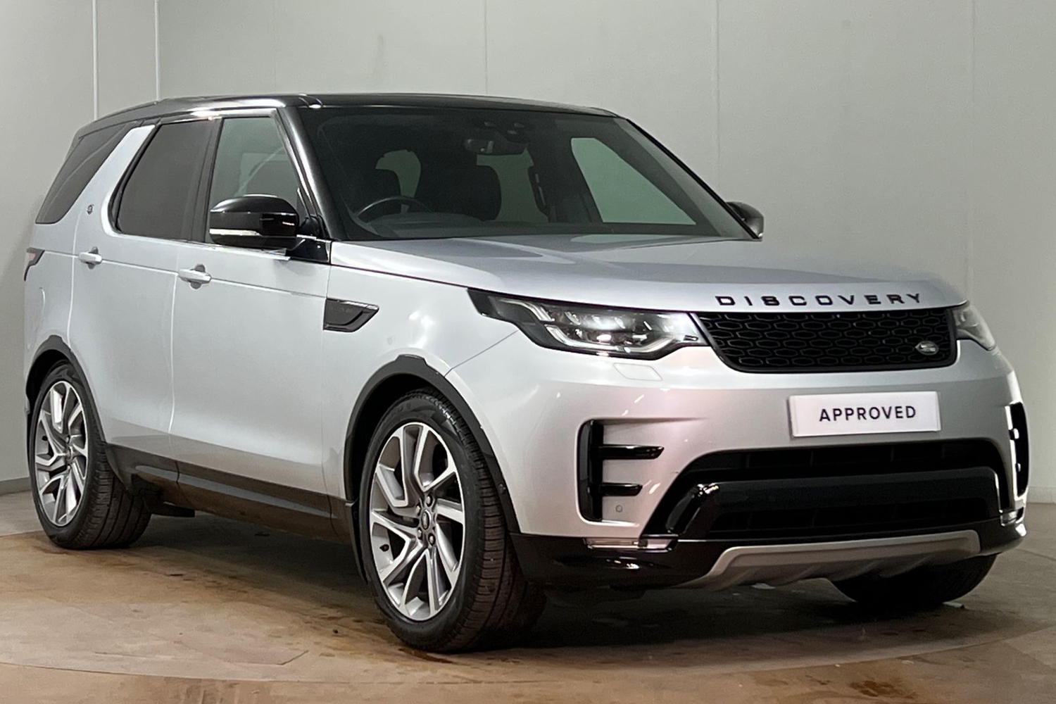 Main listing image - Land Rover Discovery