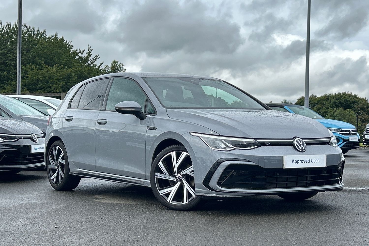 Main listing image - Volkswagen Golf