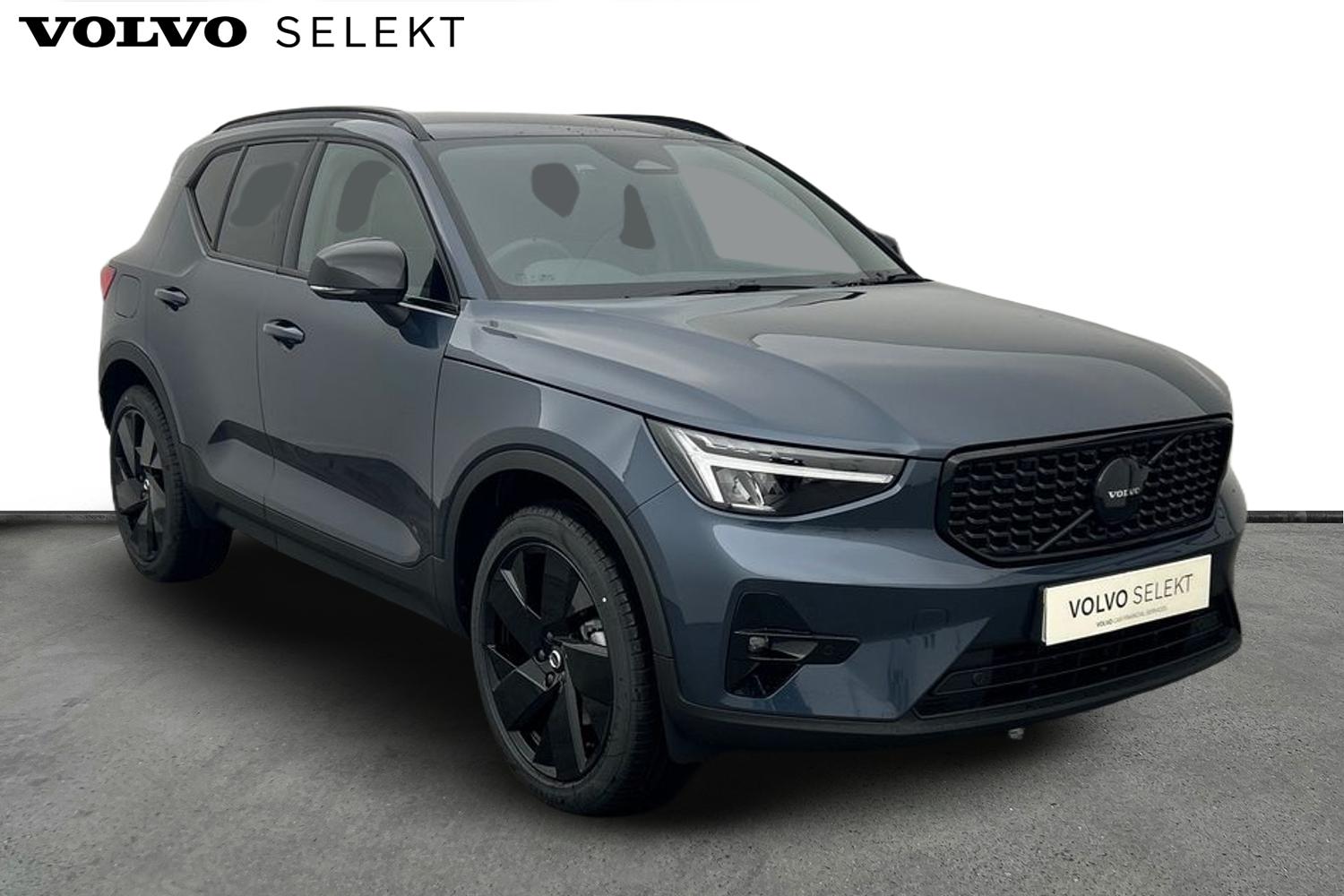 Main listing image - Volvo XC40