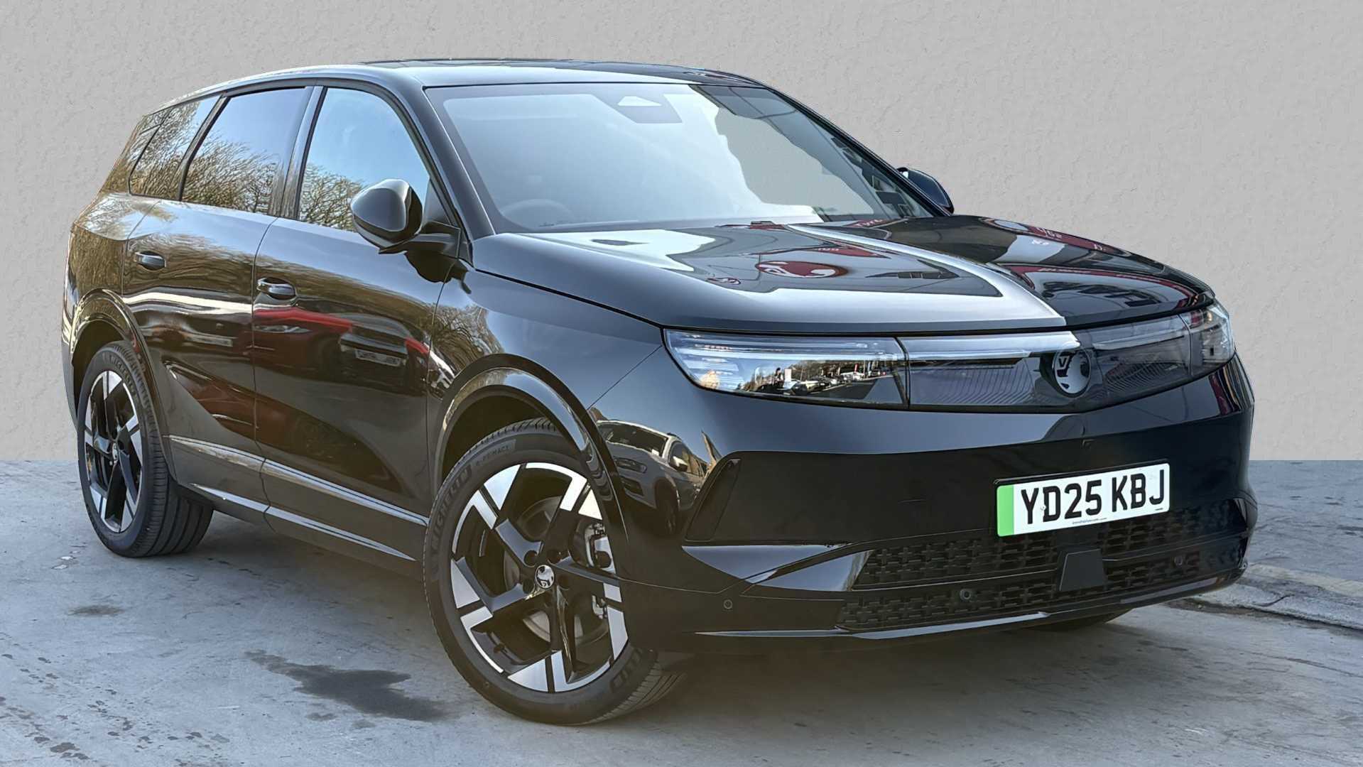 Main listing image - Vauxhall Grandland