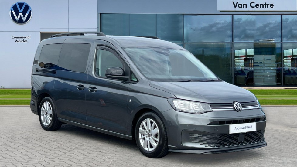 Main listing image - Volkswagen Caddy Maxi