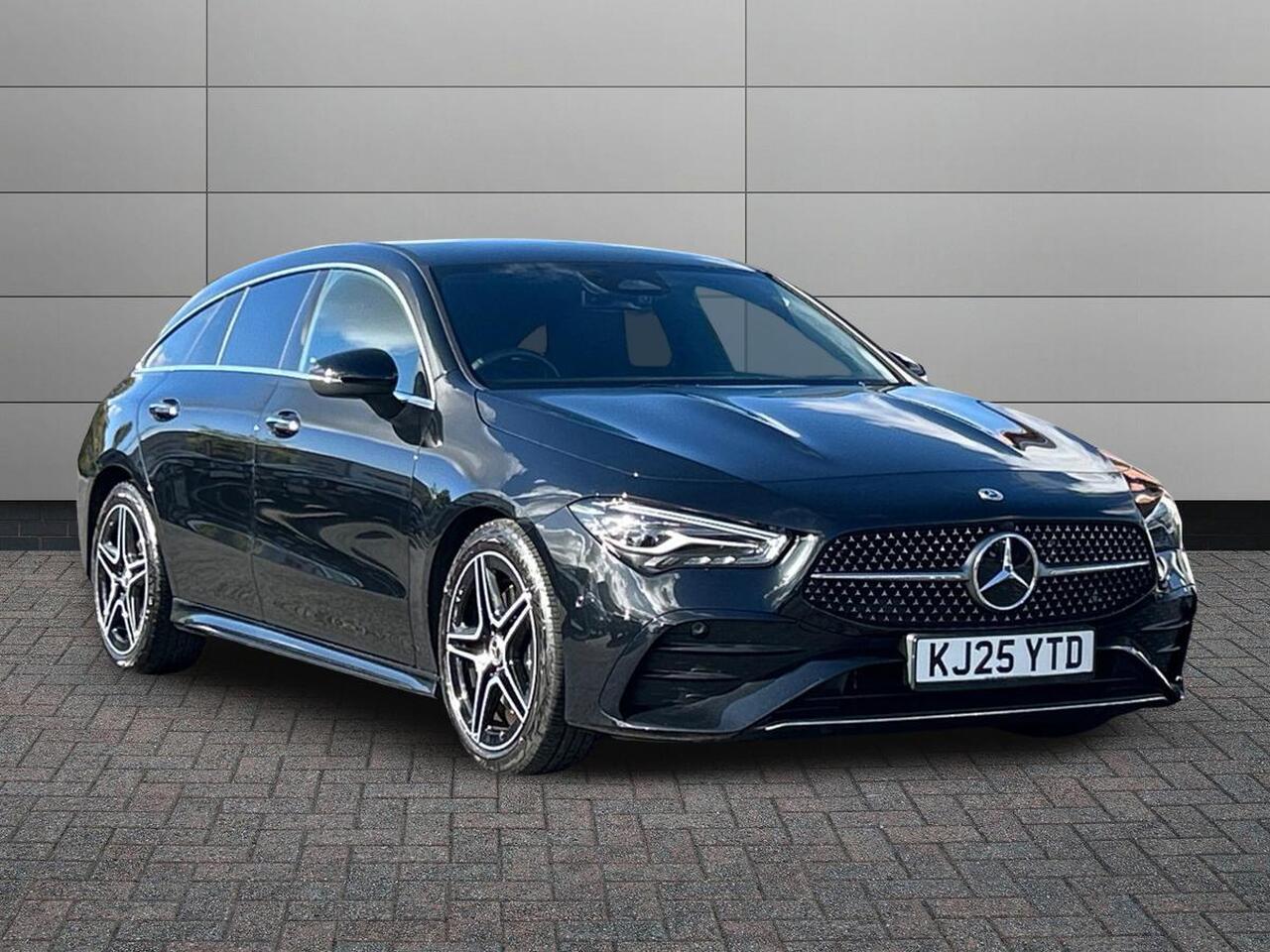 Main listing image - Mercedes-Benz CLA