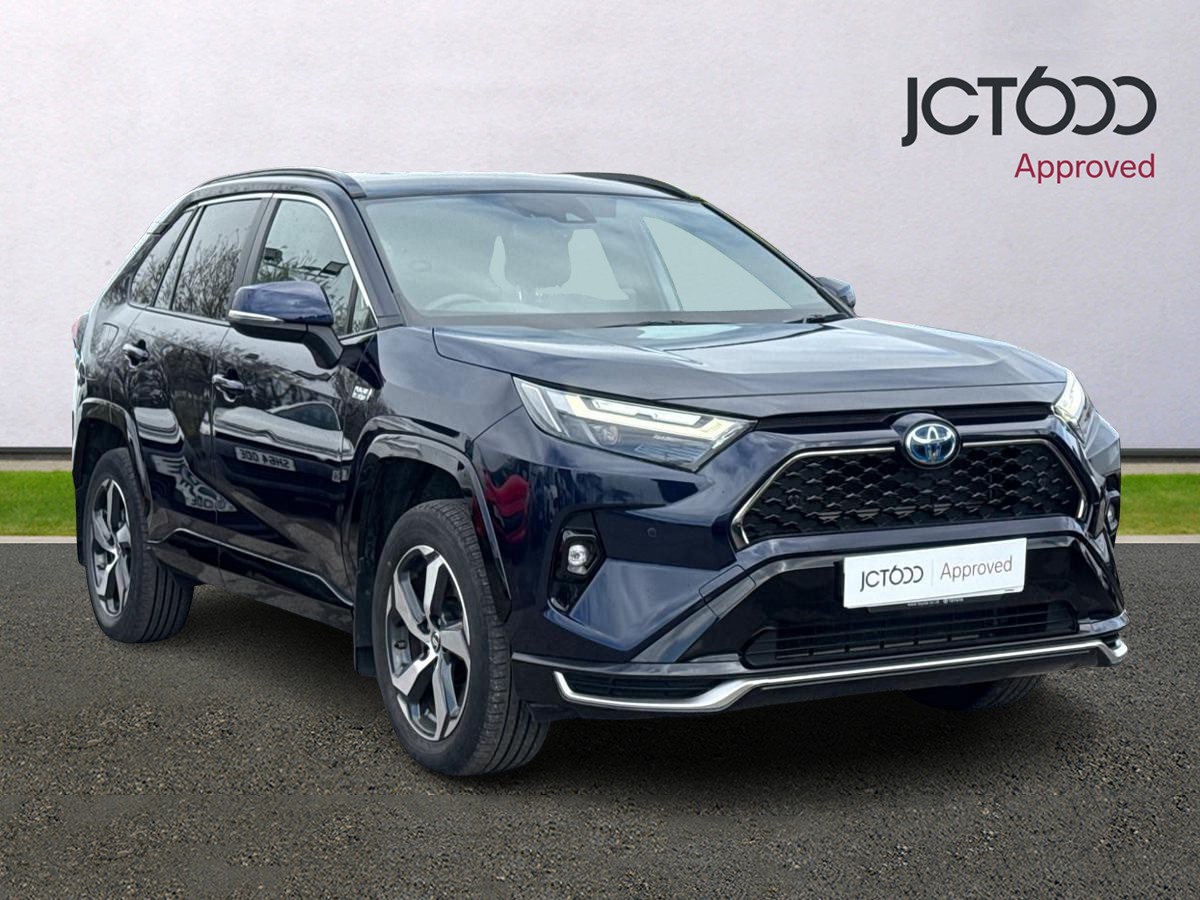 Main listing image - Toyota RAV4