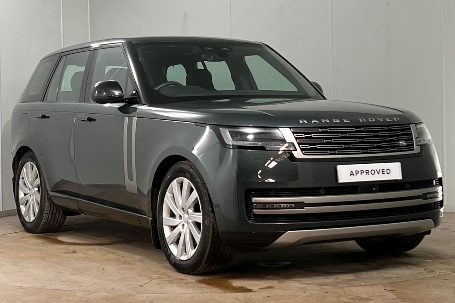 Main listing image - Land Rover Range Rover