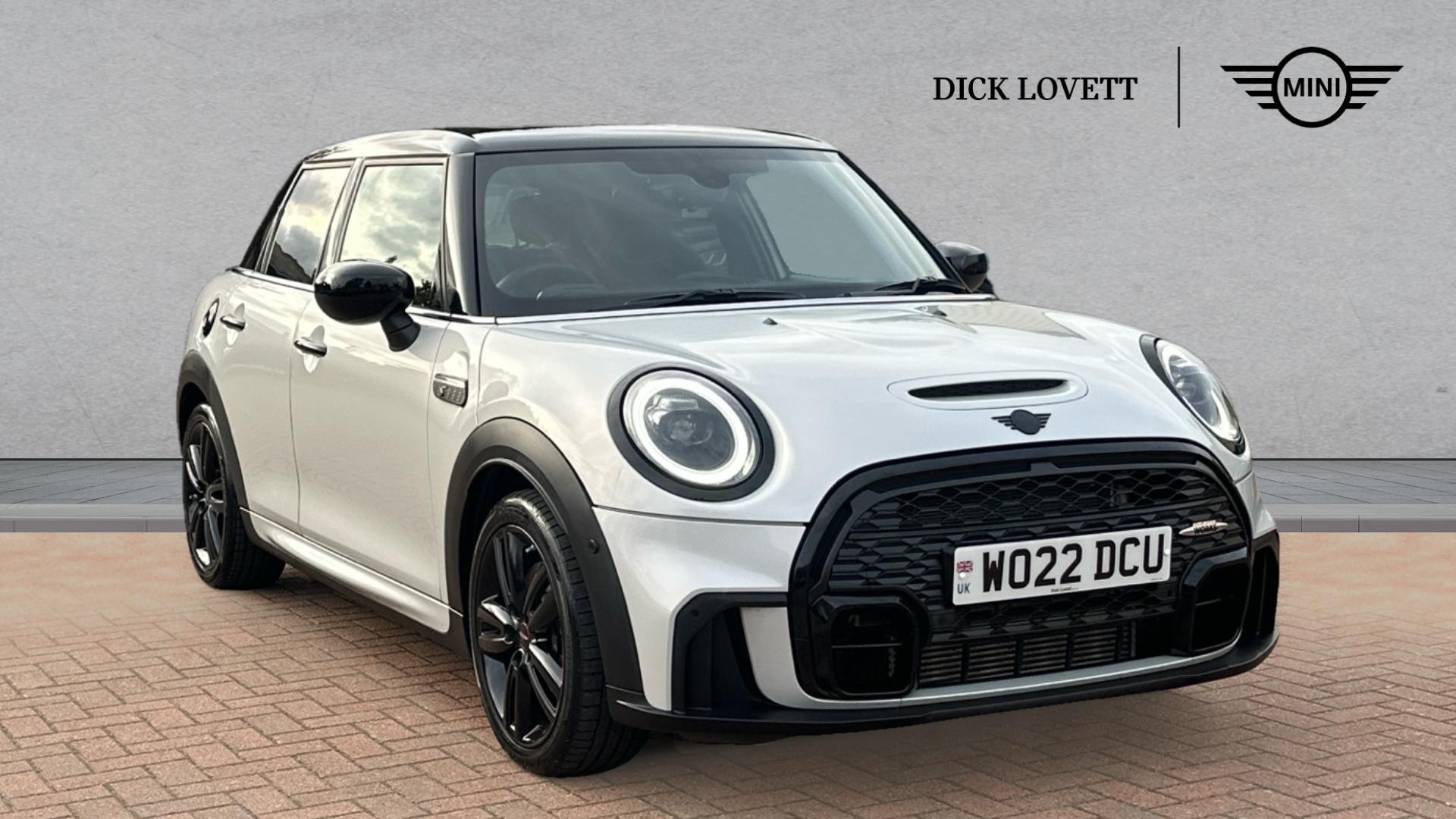 Main listing image - MINI Hatchback 5dr