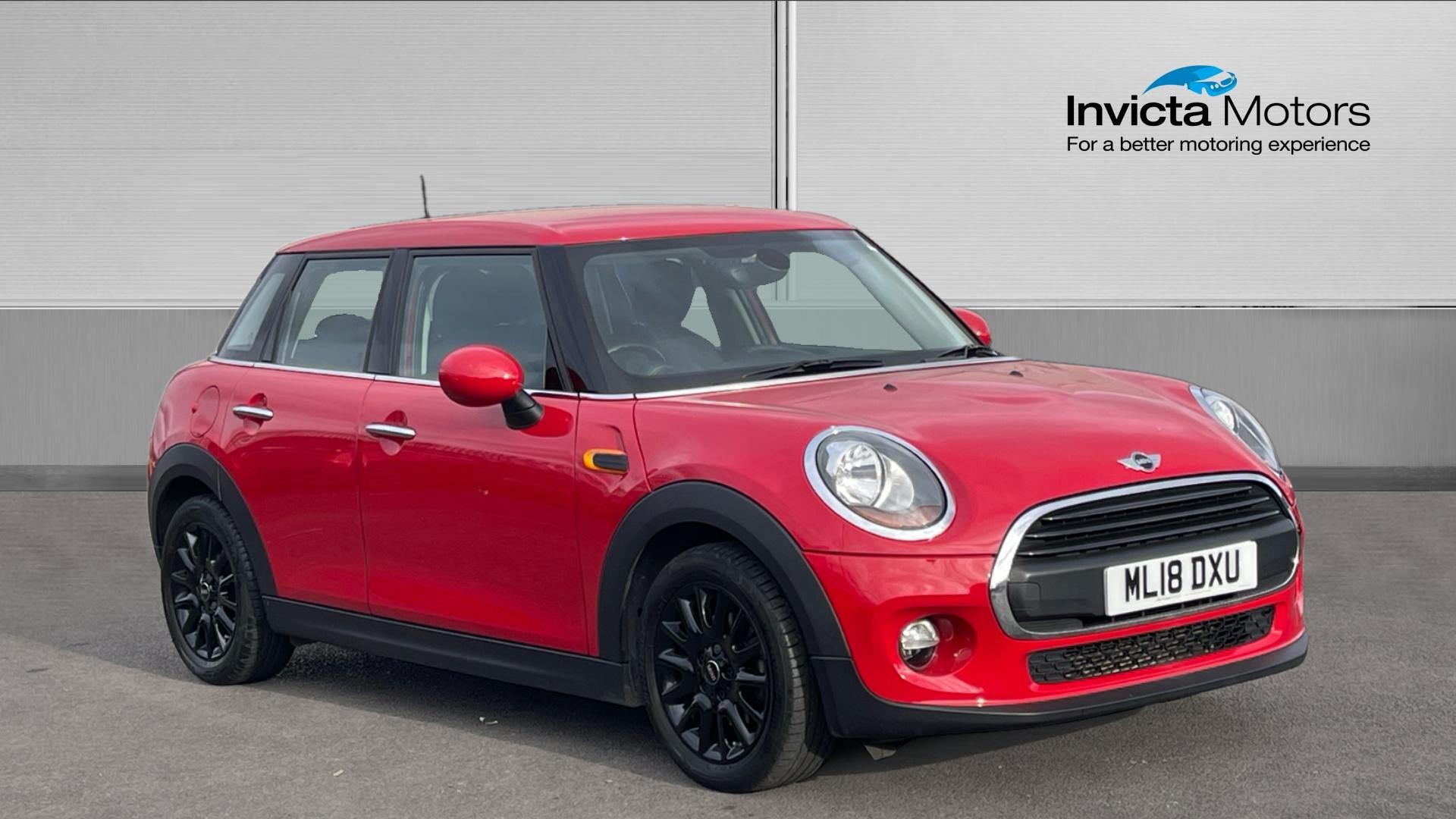 Main listing image - MINI Hatchback 5dr