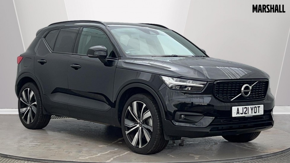 Main listing image - Volvo XC40 Recharge