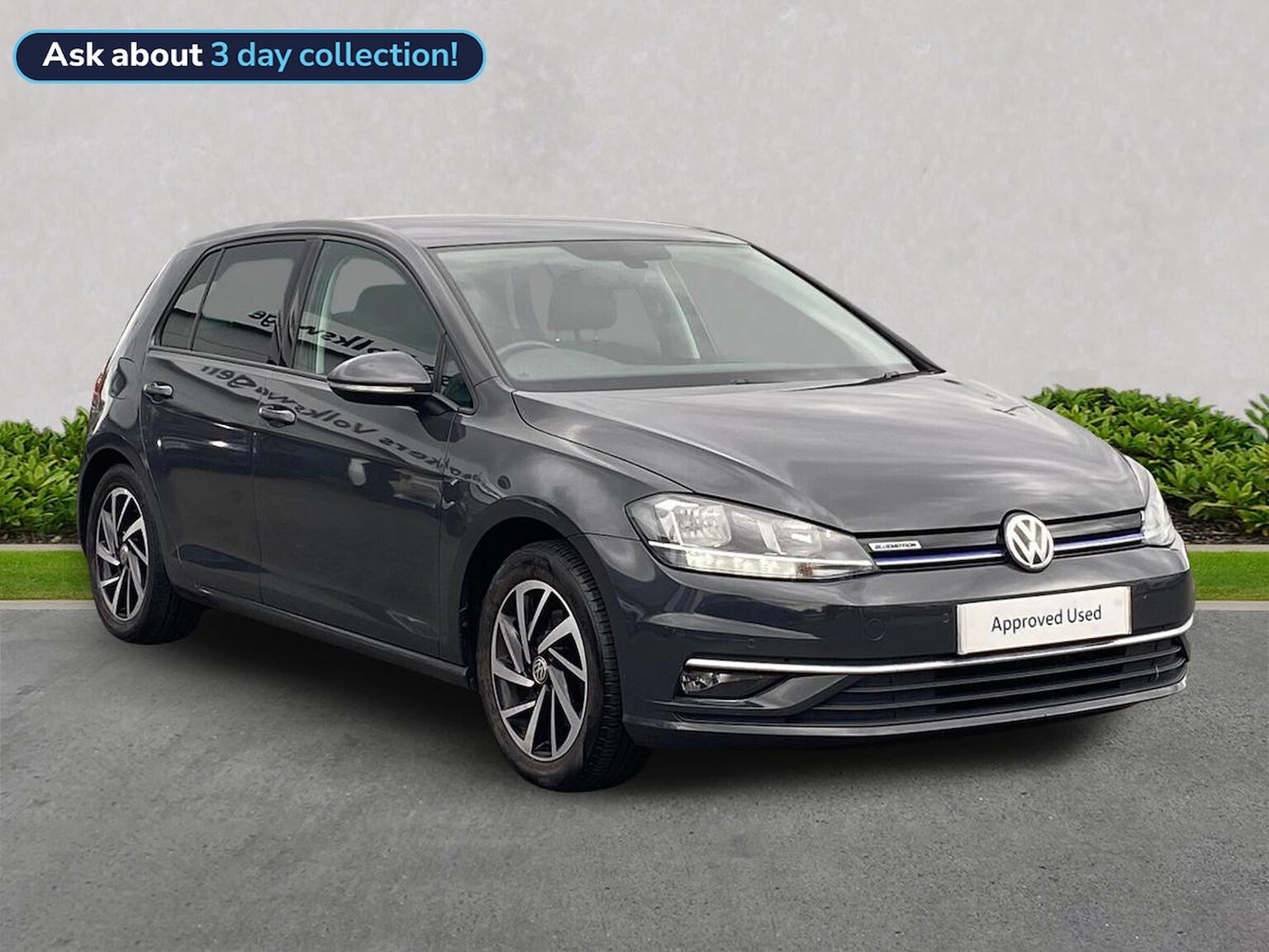 Main listing image - Volkswagen Golf