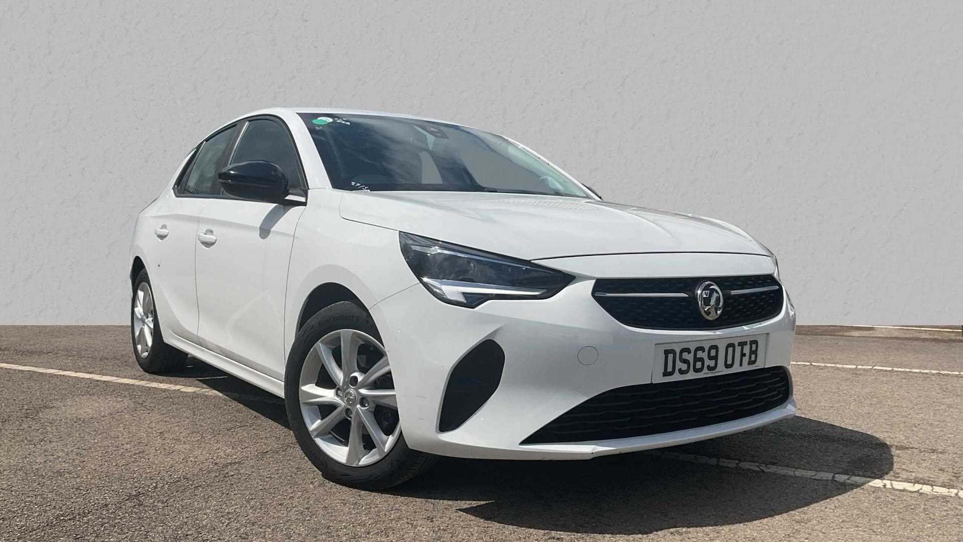Main listing image - Vauxhall Corsa