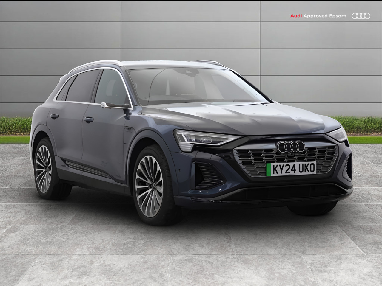 Main listing image - Audi Q8 e-tron