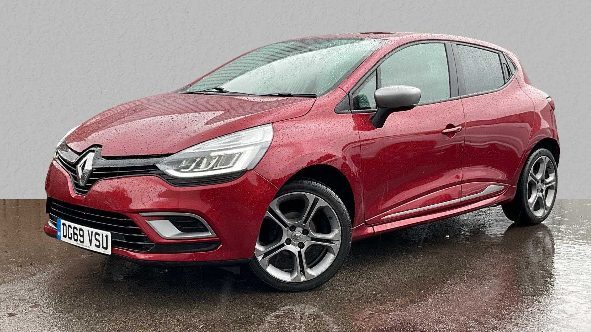 Main listing image - Renault Clio