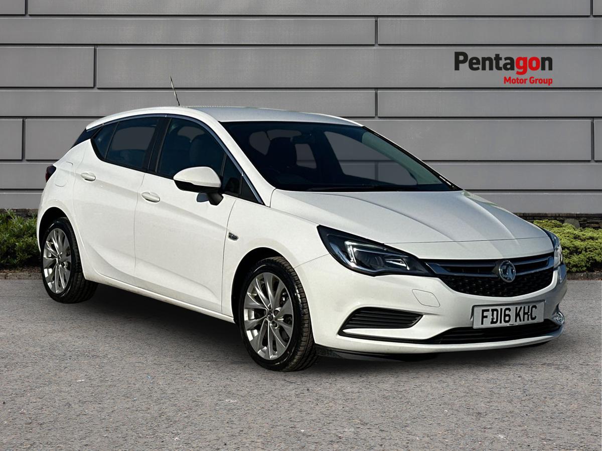 Main listing image - Vauxhall Astra