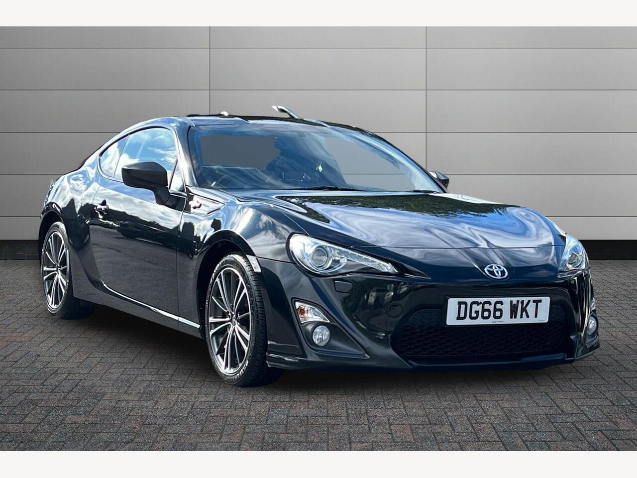 Main listing image - Toyota GT86