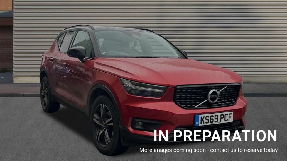 Main listing image - Volvo XC40