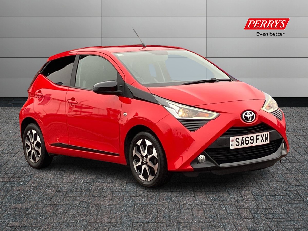 Main listing image - Toyota Aygo