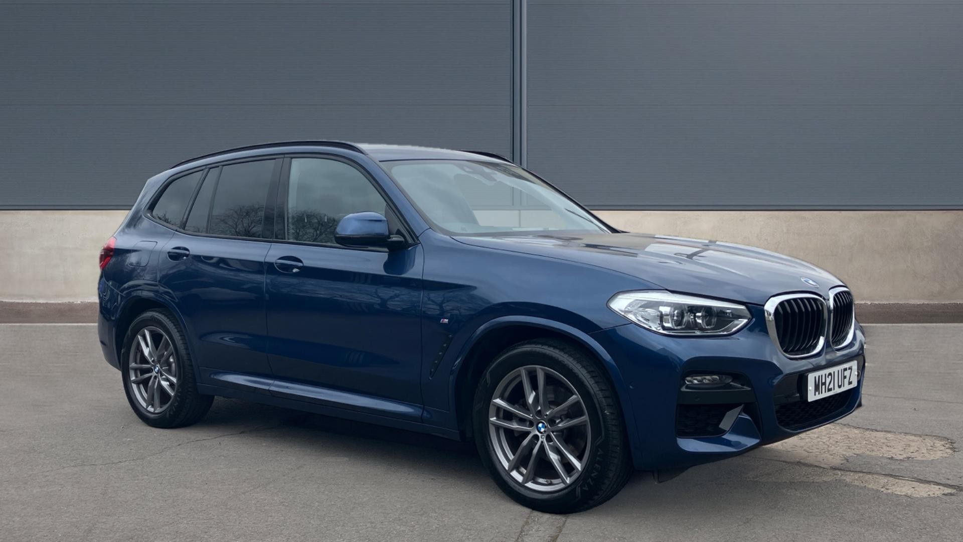 Main listing image - BMW X3