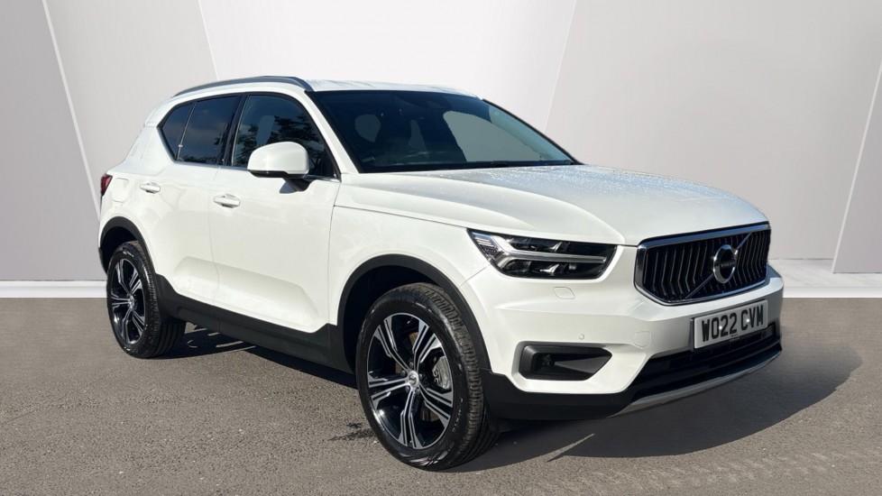 Main listing image - Volvo XC40 Recharge