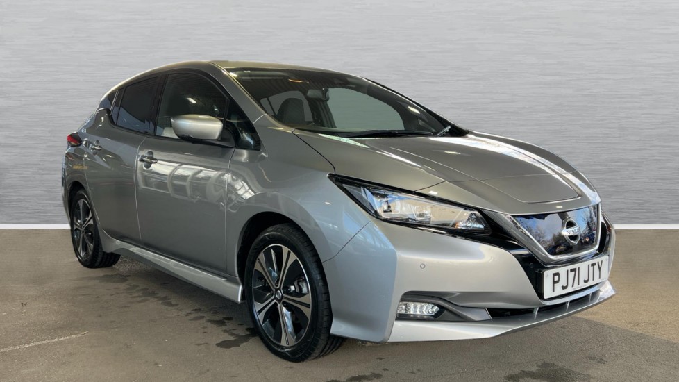 Main listing image - Nissan Leaf